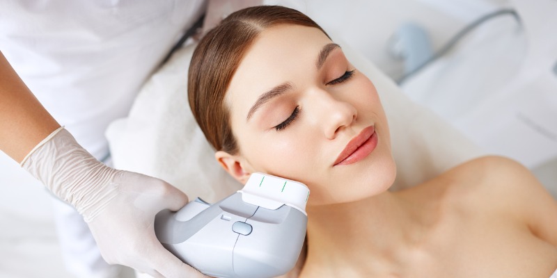 How Fat Freezing and HIFU Work Together? 4 book a personalised consultation of Fat Freezing and HIFU Together Woking
